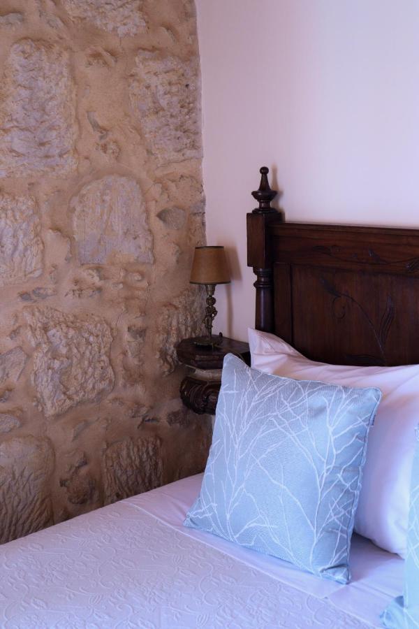 O Pombal Bed and Breakfast Alcanena Exteriör bild